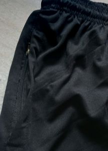 M7 By Metronaut Solid Track Pant 🖤