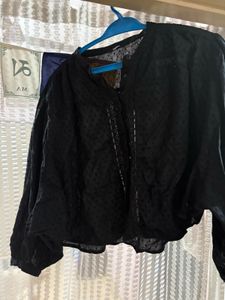 Elegant Black crop top