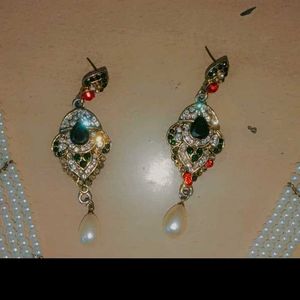 🌼Pearl Necklace Set 🌼