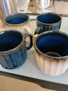 Set of 4 Ceramic Mugs