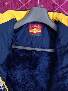 Boyz Jacket With Hoodies