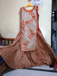 Beautiful Anarkali Style Women Kurta