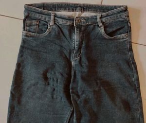 Straight Jeans
