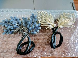 RHINESTONE FLOWER HAIR CLIPS
