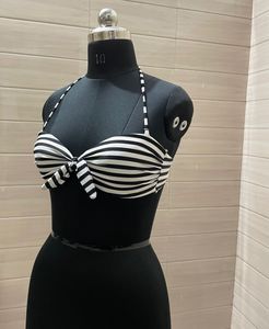 H&amp;M Striped Bikini Top