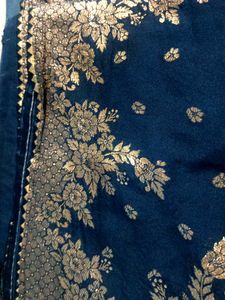 Elegant Dark Green &amp; Gold Sari Blouse Size 44 Inch