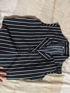 Sleeveless Crop Shirt