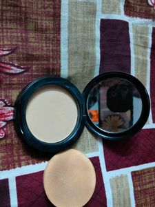 Maybelline Fit Me Compact