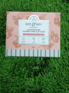 Dot & Key Glow Reviving Vitamin C Pink Clay Mask