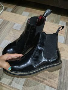 Glossy Catwalk Boots