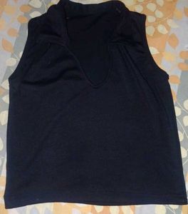 Black Sleeveless Tank Top