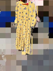 Girl Dress NO Flaw