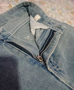 Light Wash Denim Jeans