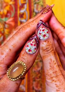 Handmade Customized Press Ons