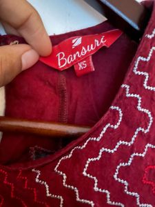 Red Embroidered Sleeveless Kurta
