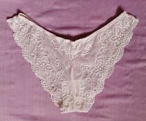 PURPLE HAMPER LacePanty,bodyspray,dupatta,clutcher