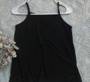 BENITO Black Neck Tank Top