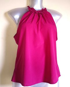 🆕 Piece Size Medium Pink Halter Top