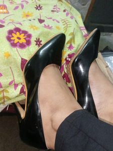 Black Stilleto Heels