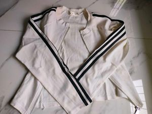 White Jacket And Can Be Use As Top