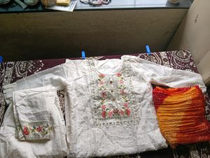 Beautiful Kurti Set New Like Condition