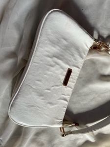 🌸 Sling Bag 🌸