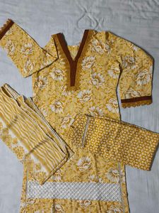 pakistani ready to wear suit