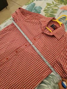 ❤️ Peter England Red Checkered Button-Down ❤️