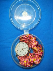 SCRUNCHIE WATCH FOR WOMEN