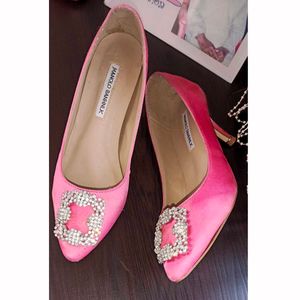 Manolo Blahnik Hangisi Heels