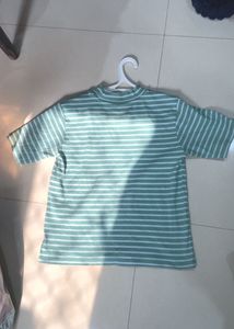 GREEN AND WHITE STRIPPED TEE