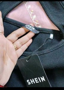 Chic Black Halter crop Top