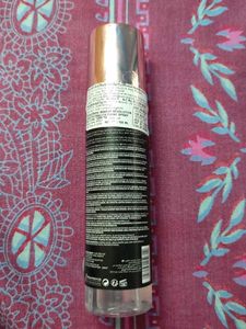 Makeup Revolution Fixing Spray