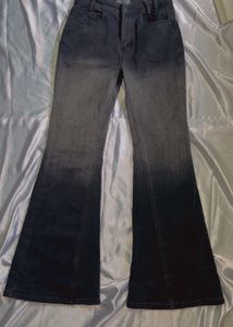 BOOTCUT JEANS