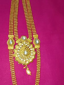 A Gorgeous Rani Har Of 2 Pandils