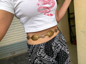 Y2K Vintage Cross Body Waist Chain ✨🎀