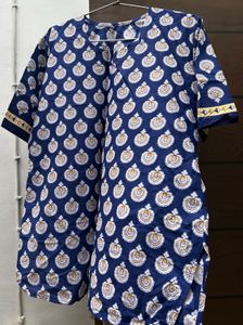 Blue Printed Lounge Set
