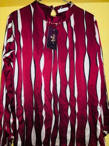 Burgundy & White Graphic Print Blouse