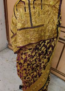 excellent 🔥aari work 😍Maroon &amp; Gold Saree