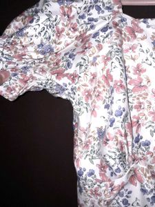 Floral Tie-Front Crop Top