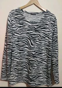 Black & White Printed Top For Girl & Woman 38 Bust