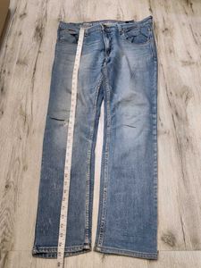 Ma1381 Tommy Hilfiger jeans waist 34