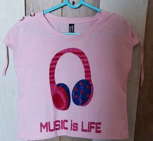 Women Crop Top & Over Sized T-shirt