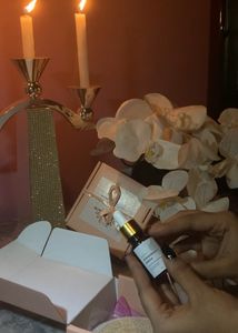 Butterly Body Scrub + Hydroboost serum
