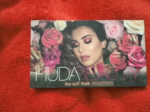 Huda Beauty Rosegold Remastered Palette