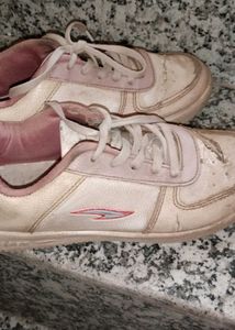 📢 Used Footwear for Sale – Size 7 (Affordable)