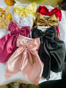 hair accessories available affordable price