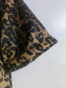 Leopard Print Crop Top