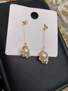 Pearl Dangling Earrings