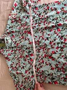 Floral Print Blouse/ Top